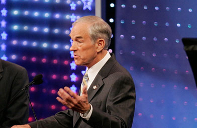 
                    U.S. Representative Ron Paul made a splash at the GOP presidential debate on May 15, 2007 in Columbia, S.C.
                                            (Mark Wilson / Getty Images)
                                        