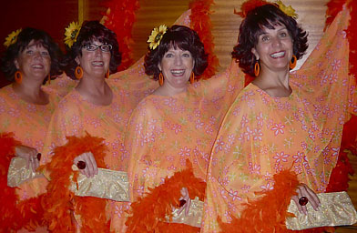 
                    The Caskettes before a night of singing at Nye's Polanaise Room, a piano bar in Minneapolis. (Left to right:  Mimi, Delna, CindyLee, Babs).
                                            (Cynthia Ryan)
                                        