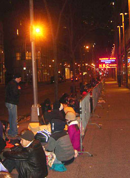 
                    The stand-by ticket line grew throughout the night.
                                            (Heather Augar)
                                        