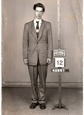
                    Mark Michaelson has some full-body mug shots in his collection. This one was taken on April 12, the same day Michaelson's gallery show will close in Chicago.
                                            (Courtesy Steidl & Partners Publishing)
                                        