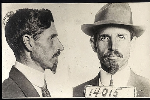 
                    This Daniel Day Lewis look alike was arrested in Cincinnati in 1915.
                                            (Courtesy Steidl & Partners Publishing)
                                        
