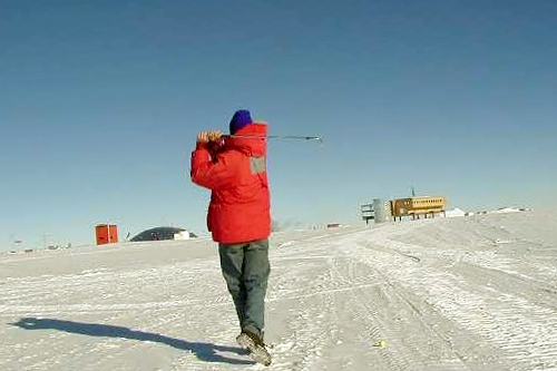 
                    Nathan Tift practicing his swing in the South Pole wilderness.
                                            (Nathan Tift)
                                        