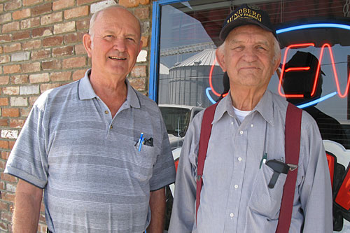 
                    Homer, left, and Harlan Lundberg outside the Richvale Cafe. "We've got to stop paving over our food-producing land," says Homer. "We just got to. Talk about short-sighted. If you want sustainability, you protect the land that grows our food -- end of sermon."
                                            (Nancy Mullane)
                                        