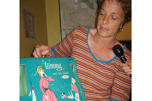
                    Nanci Olesen shows her original Tammy case. Tammy was one of Barbie's friends.
                                            (Nancy Rosenbaum)
                                        