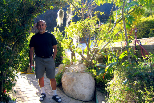 
                    Fred Ashtiani in his garden.
                                            (Ben Adair)
                                        