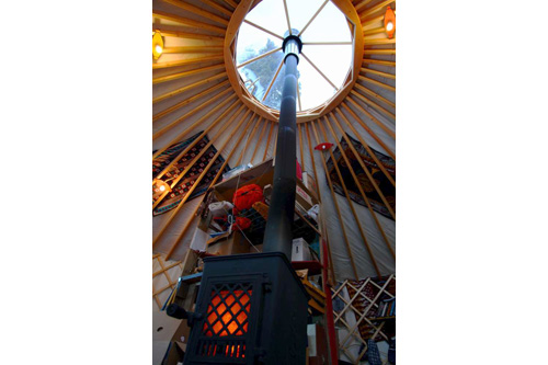 
                    The stove and skylight of Bretwood "Hig" Higman and Erin McKittrick's yurt in Alaska.
                                            (Bretwood Higman)
                                        