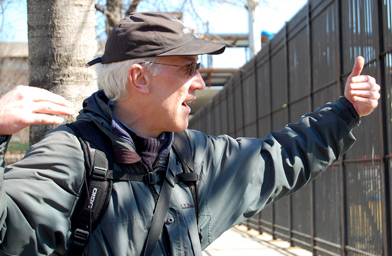 
                    The man behind the Brooklyn parrots, Steve Baldwin, giving a tour of parrot sites near Brooklyn College.
                                            (Amanda Aronczyk)
                                        