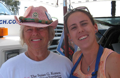 
                    Victory Park's market manager, Gretchen Sterling (left), has known avocado farmer Sydney Spencer since she was a little girl helping her grandmother at the market
                                            (Pat Loeb)
                                        