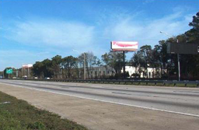 
                    The same stretch of road taken several days later.
                                            (Bill Brinton)
                                        