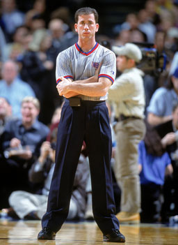 
                    Referee Tim Donaghy stands on the court during the game between the New York Knicks and the Dallas Mavericks at the Reunion Arena in Dallas, Texas, in 2000. Today he is accused of betting on NBA matches that he officiated.
                                            (Ronald Martinez/Allsport)
                                        
