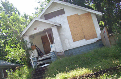 
                    This house sits across the street from Florence Tower.
                                            (Lawrence Lanahan)
                                        