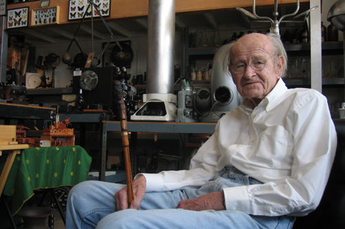 
                    Parke Meek, co-owner of Jadis, a talented furniture maker and lifelong collector of pre-computer era scientific instruments.
                                            (Claes Andreasson)
                                        